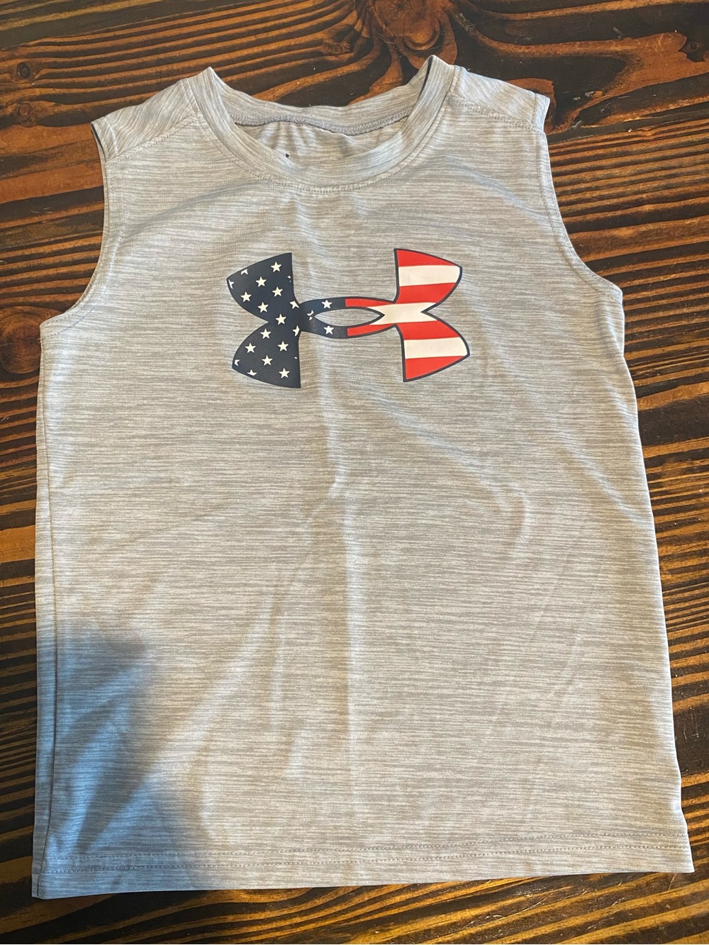Under Armour Boys' Gray Sleeveless Tee with American Flag Logo size 6